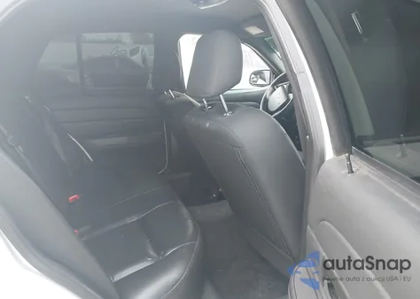 2010 Ford Crown Victoria Police/Police Interceptor from USA, damaged, VIN 2FABP7BV0AX121531